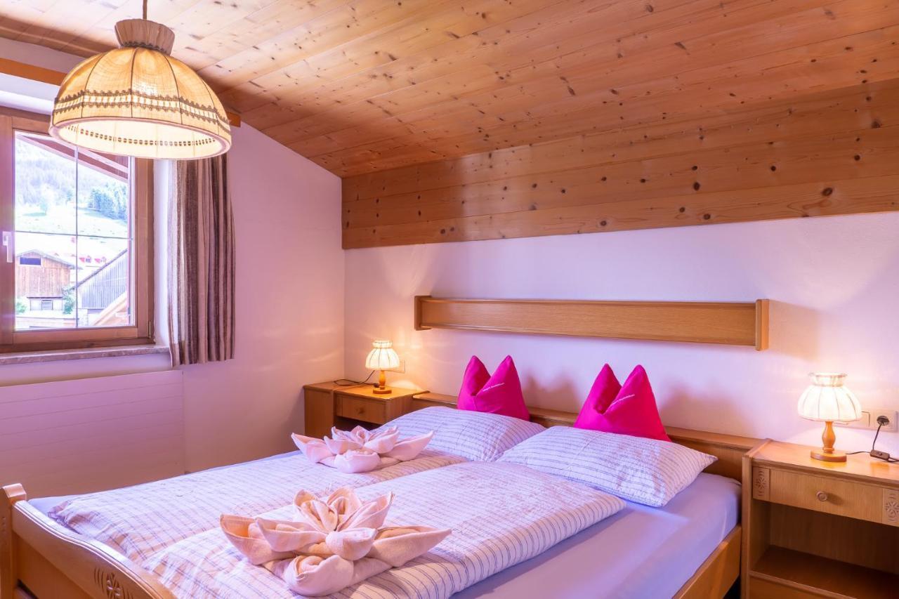 Apartamento Gaestehaus Woetzer Und Landhaus Stocka Grän Exterior foto