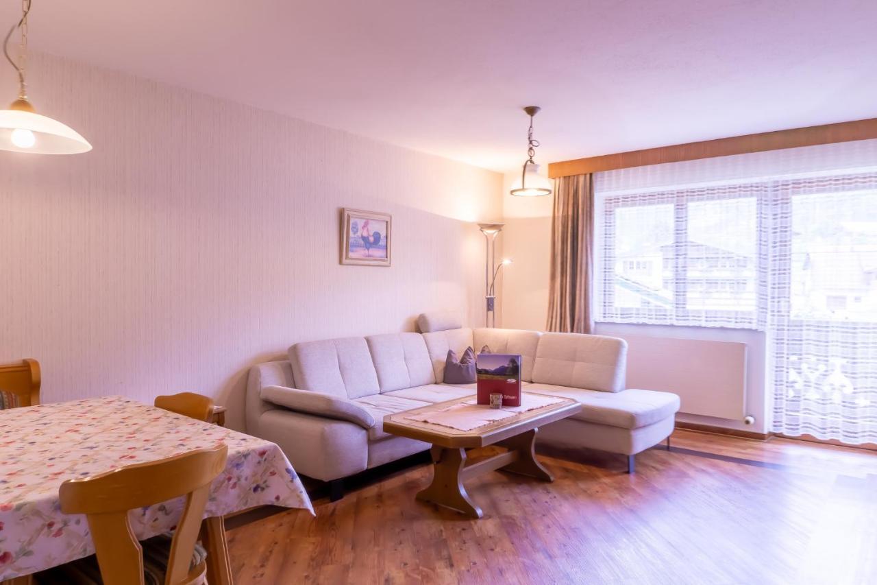 Apartamento Gaestehaus Woetzer Und Landhaus Stocka Grän Exterior foto