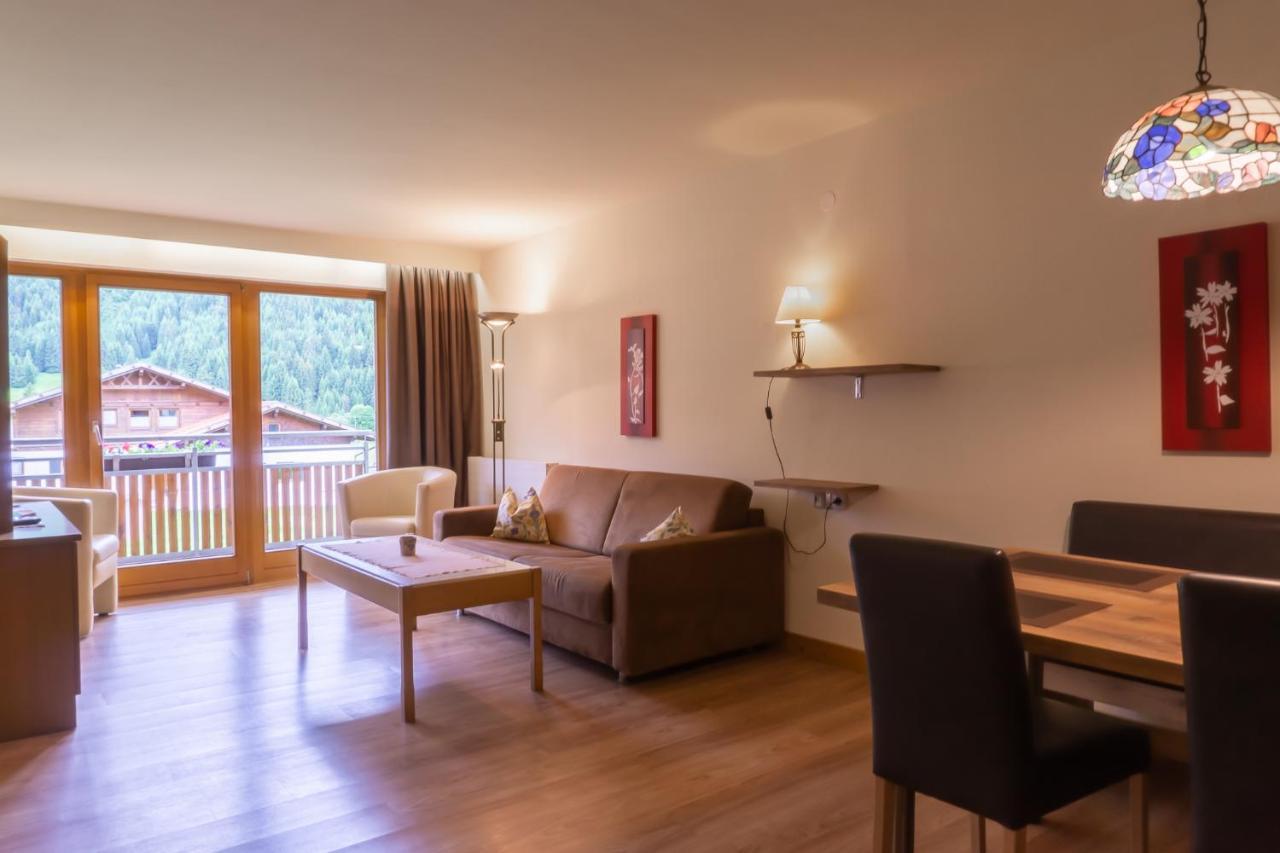 Apartamento Gaestehaus Woetzer Und Landhaus Stocka Grän Exterior foto