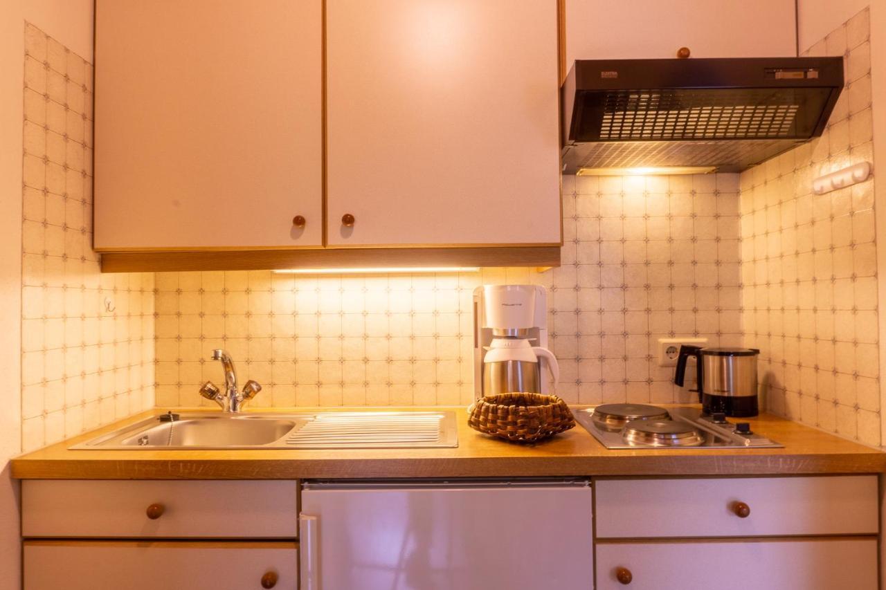 Apartamento Gaestehaus Woetzer Und Landhaus Stocka Grän Exterior foto