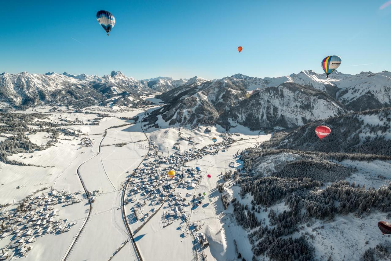 Apartamento Gaestehaus Woetzer Und Landhaus Stocka Grän Exterior foto