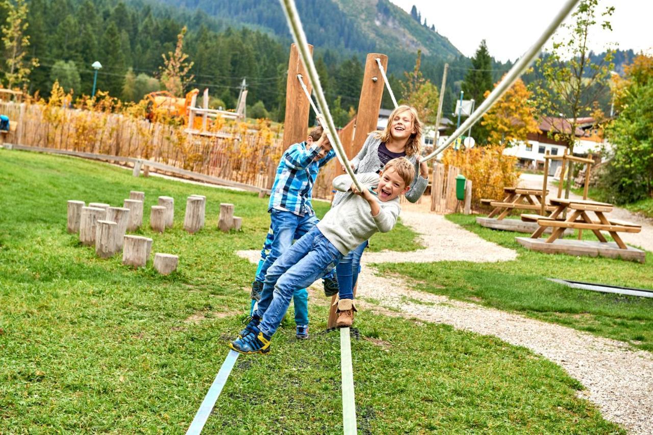 Apartamento Gaestehaus Woetzer Und Landhaus Stocka Grän Exterior foto