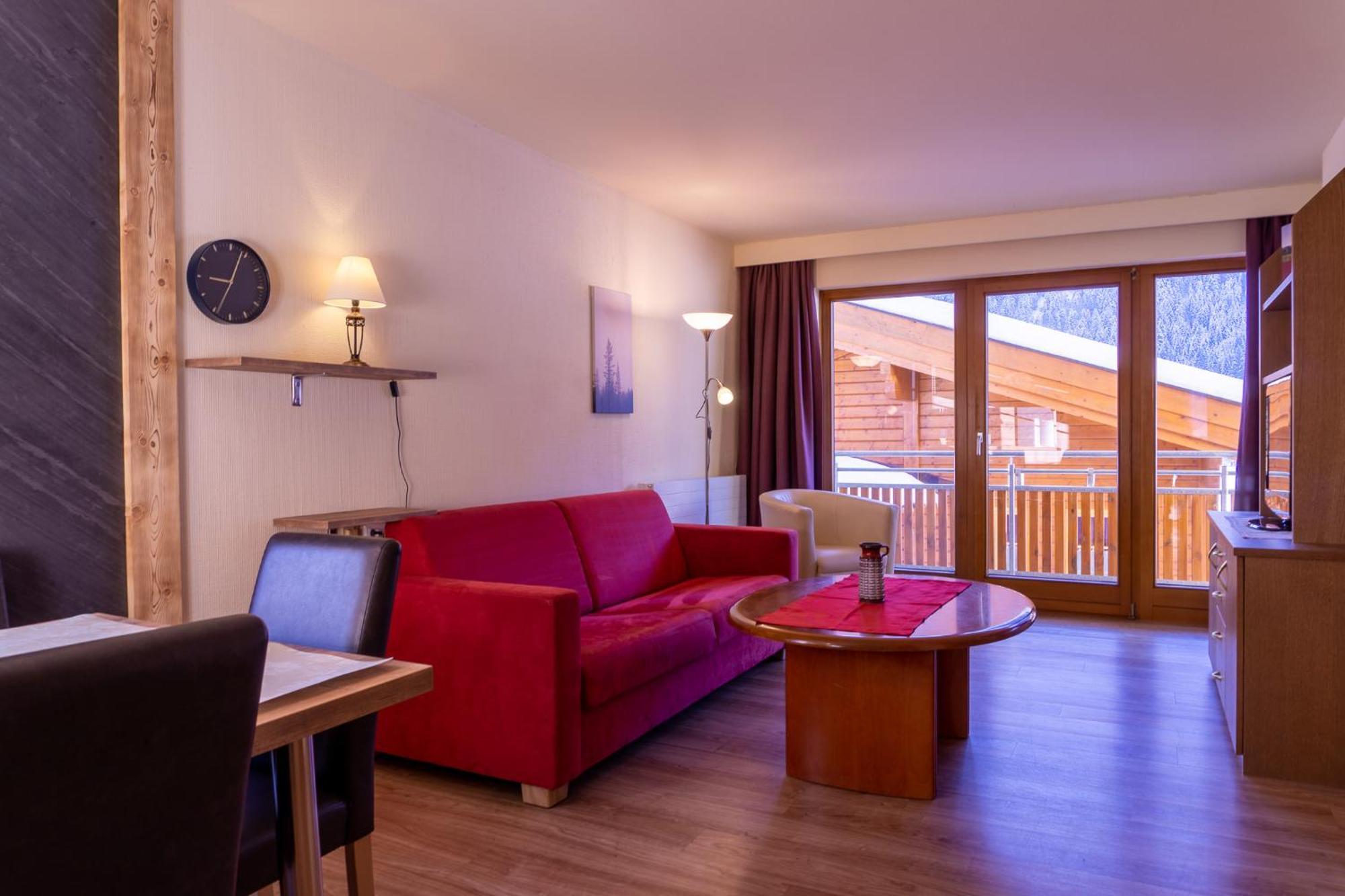 Apartamento Gaestehaus Woetzer Und Landhaus Stocka Grän Exterior foto